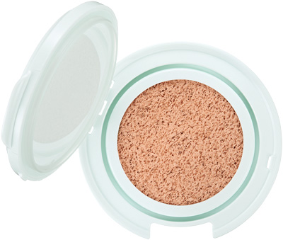 ボタニック サイエンス 薬用 美容液クッションコンパクト　販売名：ＨＡＫＵ エッセンスF���������������������������������������